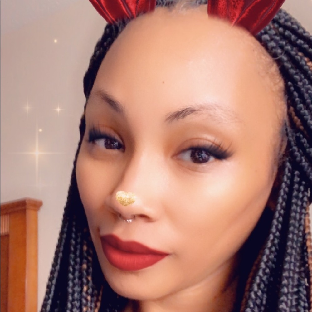 Meet your Posher, Ida